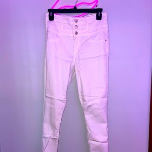 white high waisted jeans